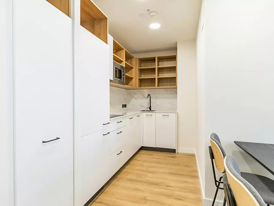 Immagine 9 di Appartamento in affitto  in Ronda de Poniente a Valdeloshielos, De Los (Finca)