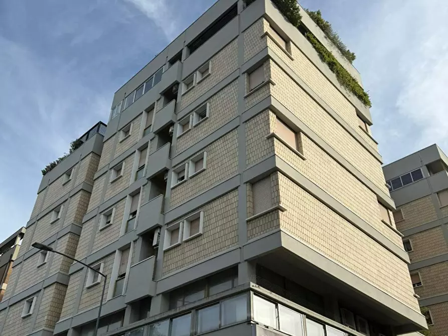 Immagine 2 di Camera in affitto  in Via Ermete Zacconi a Bologna