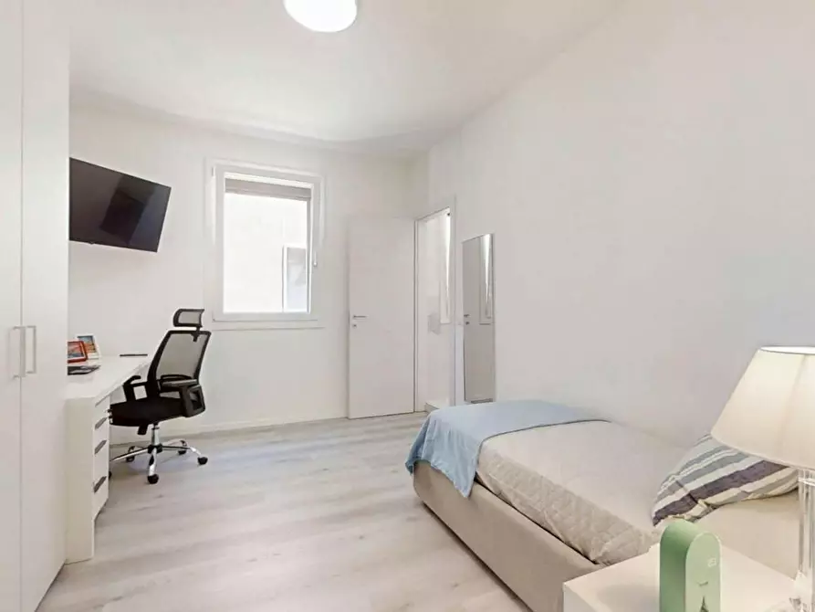 Immagine 3 di Camera in affitto  in Via Tiziano Aspetti a Padova