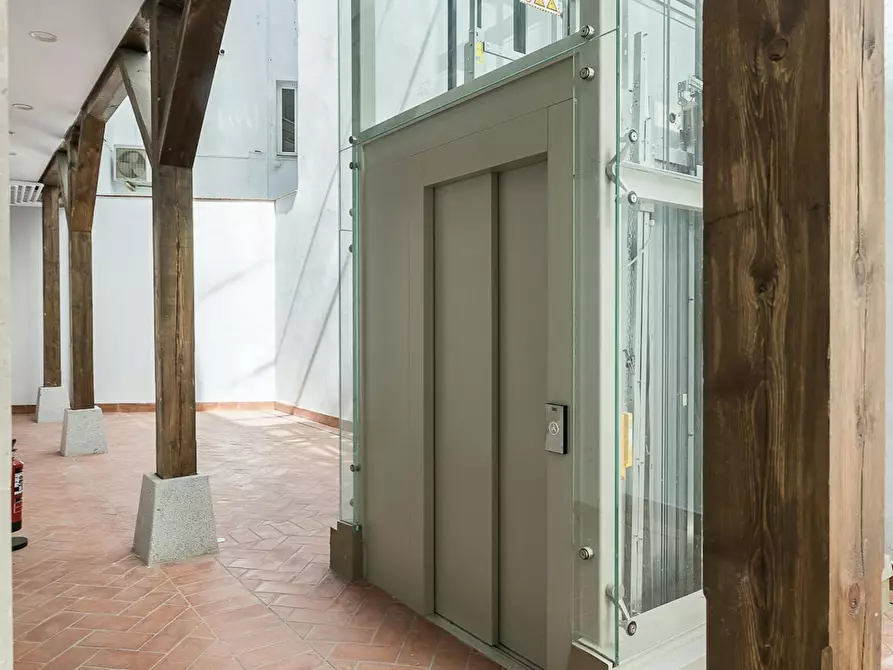 Immagine 10 di Appartamento in affitto  in Calle de Santa Ana a Madrid