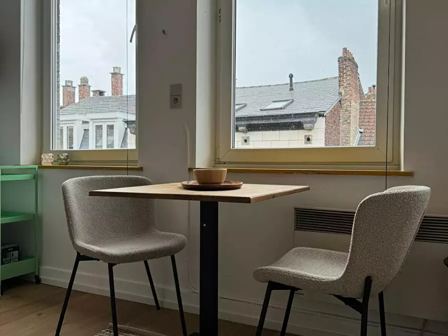 Immagine 3 di Appartamento in affitto  in Rue Souveraine a Ixelles