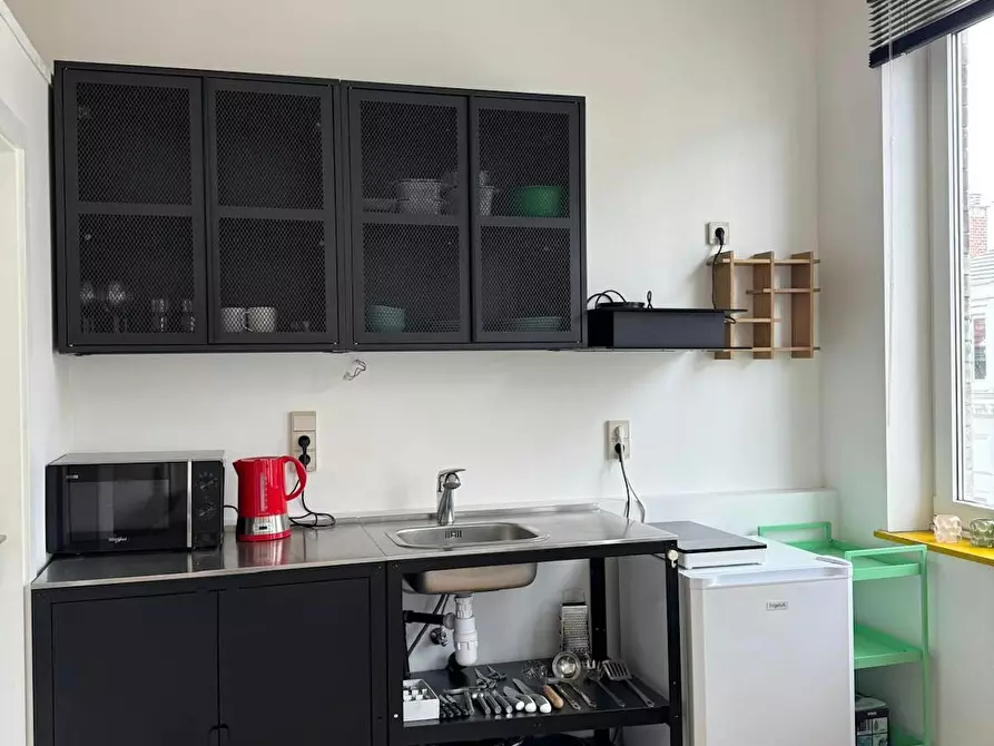Immagine 4 di Appartamento in affitto  in Rue Souveraine a Ixelles