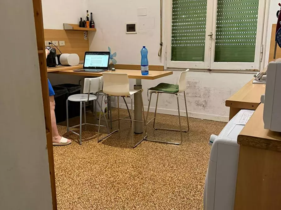 Immagine 3 di Camera in affitto  in Via Francesco Rocchi a Bologna