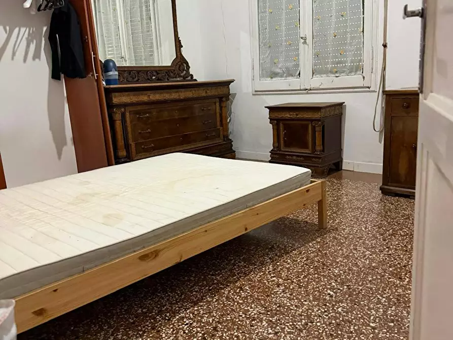 Immagine 6 di Camera in affitto  in Via Francesco Rocchi a Bologna