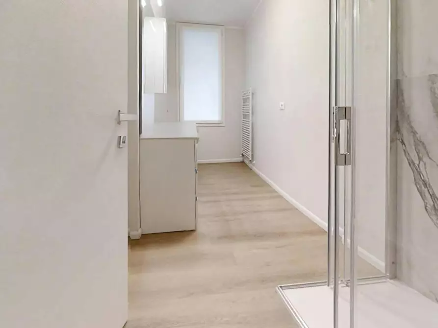 Immagine 9 di Camera in affitto  in Via Leonardo Zize a Padova