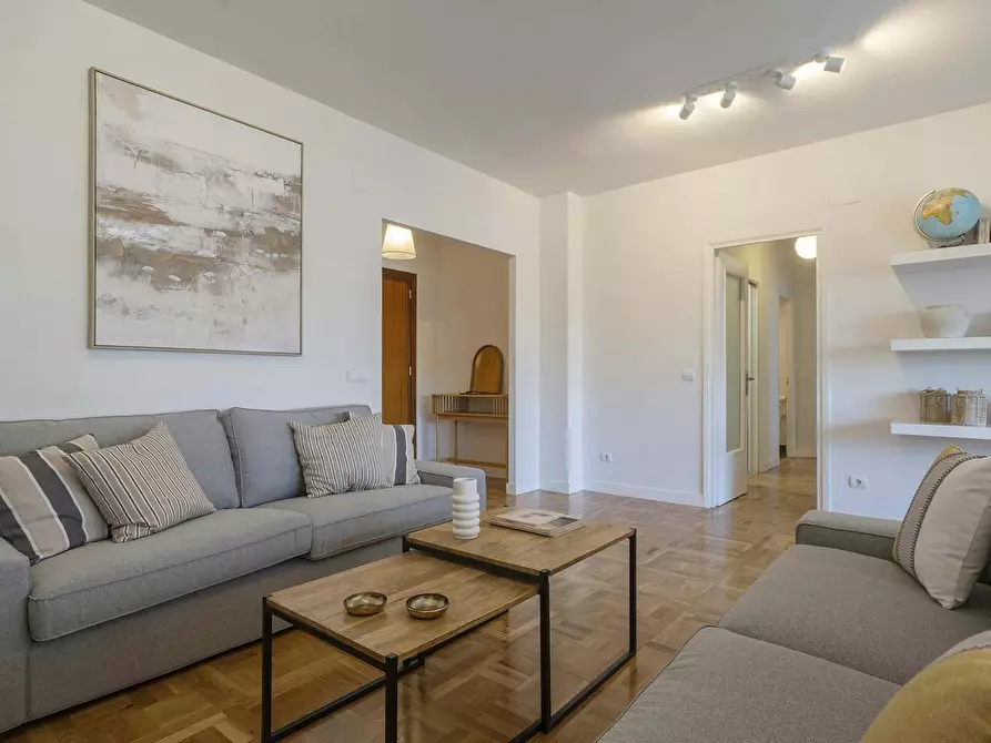 Immagine 5 di Appartamento in affitto  in Calle de Arroyofresno a Madrid
