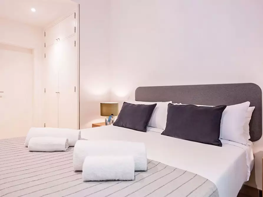 Immagine 10 di Appartamento in affitto  in Carrer de Villarroel a Barcelona