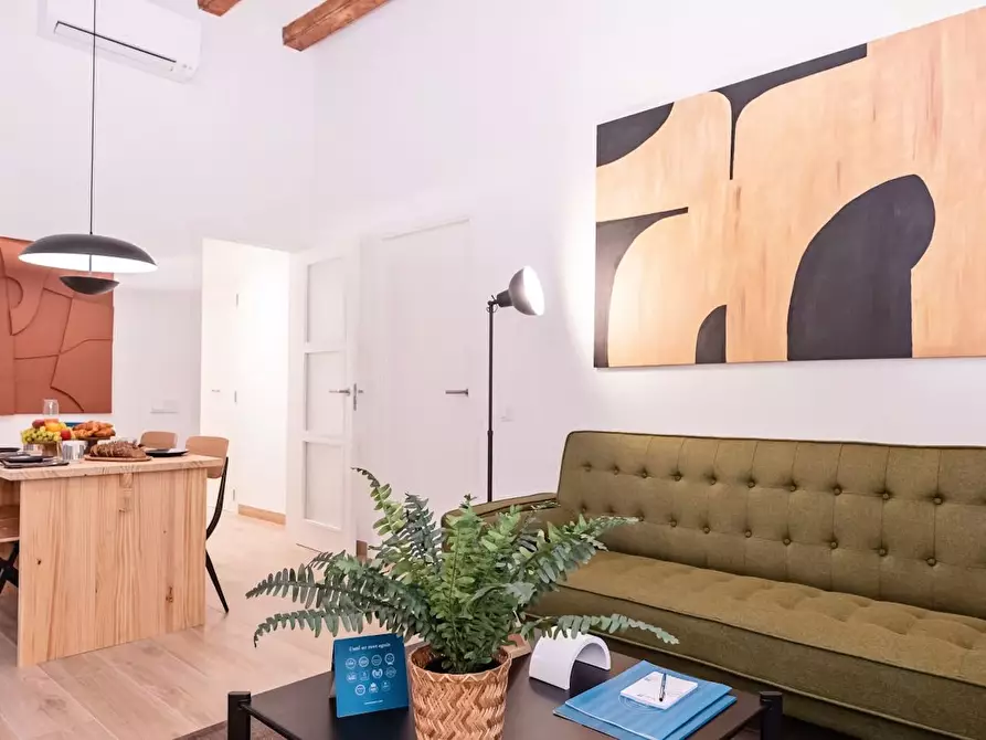 Immagine 2 di Appartamento in affitto  in Carrer de Villarroel a Barcelona