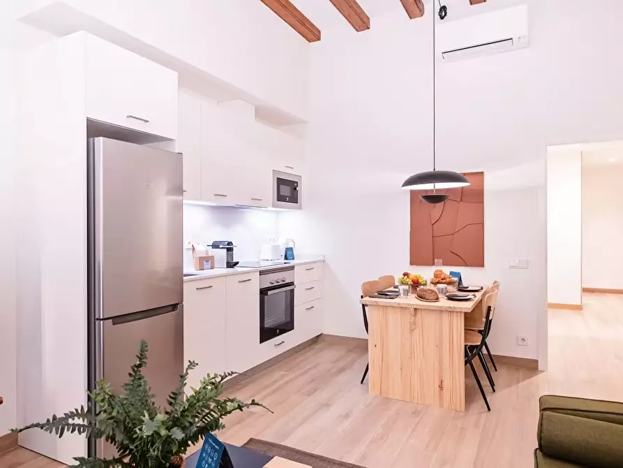 Immagine 6 di Appartamento in affitto  in Carrer de Villarroel a Barcelona