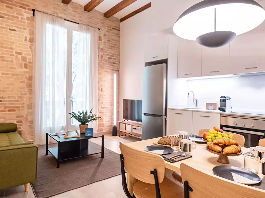 Immagine 4 di Appartamento in affitto  in Carrer de Villarroel a Barcelona