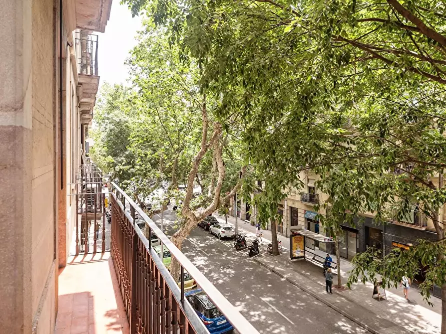 Immagine 3 di Appartamento in affitto  in Carrer de Villarroel a Barcelona
