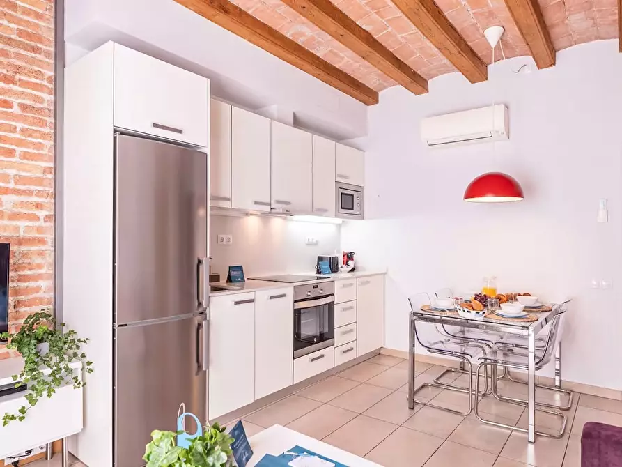 Immagine 4 di Appartamento in affitto  in Carrer de Villarroel a Barcelona
