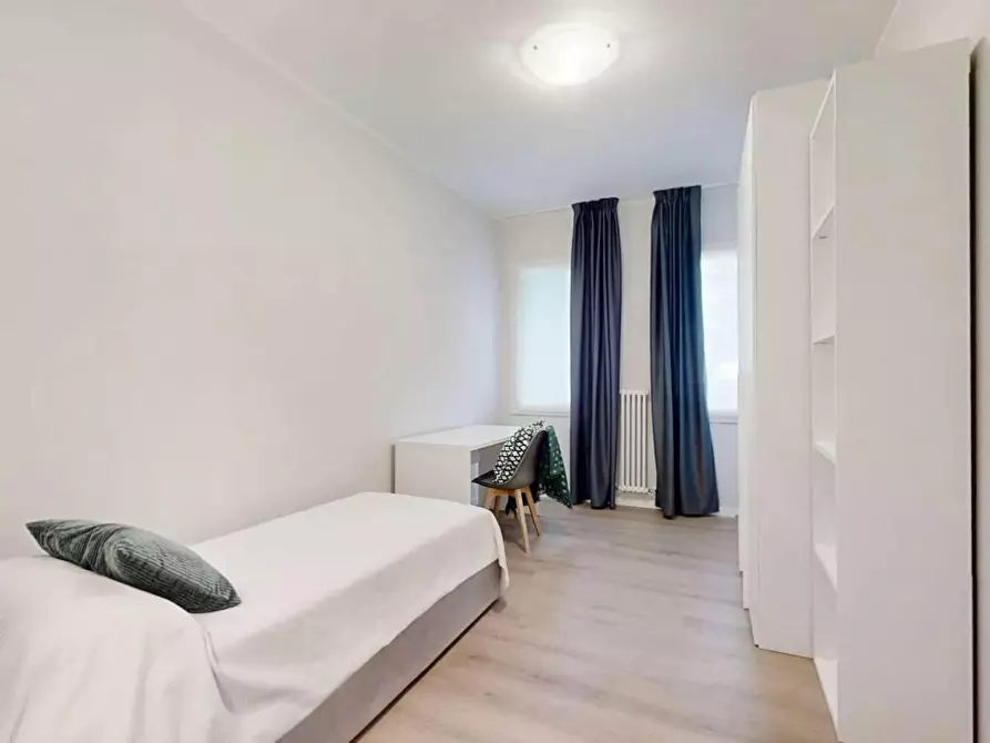 Immagine 2 di Camera in affitto  in Via Orta a Torino