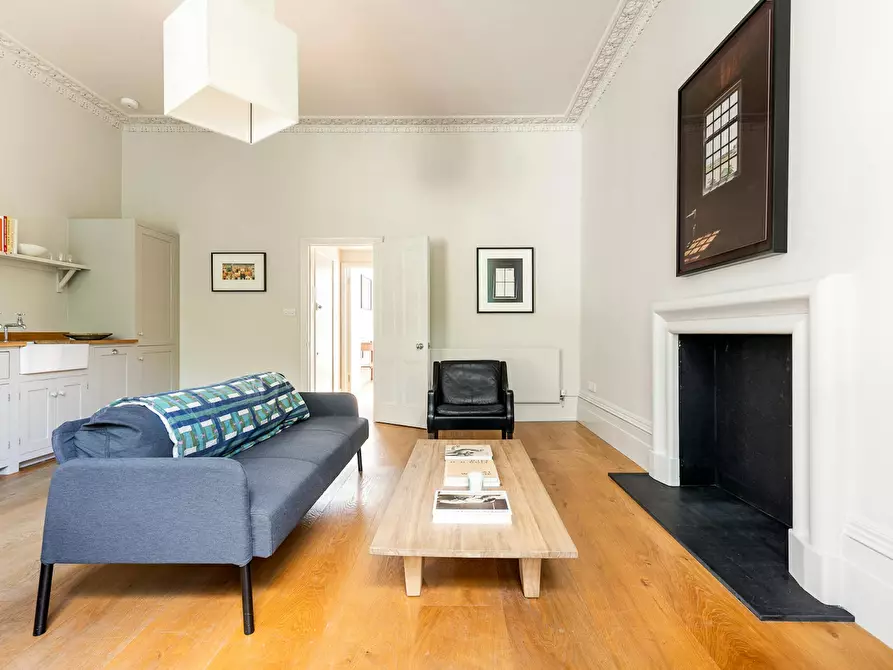 Immagine 9 di Appartamento in affitto  in John Street a Camden Town