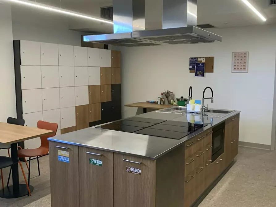 Immagine 3 di Camera condivisa in affitto  in Via Pietrapiana a Firenze