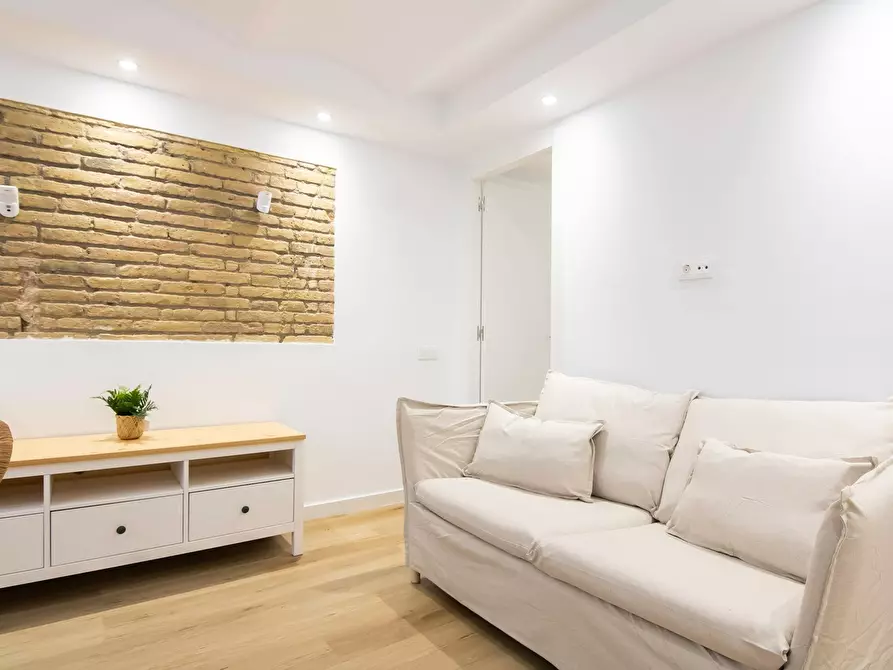 Immagine 7 di Appartamento in affitto  in Carrer d'En Fontrodona a Barcelona