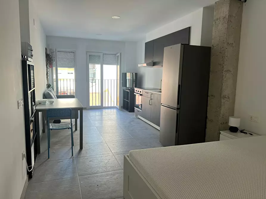 Immagine 6 di Appartamento in affitto  in Carrer de la Florista a Valencia