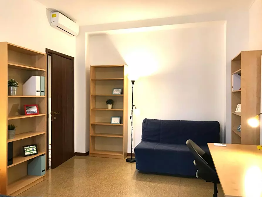 Immagine 6 di Camera in affitto  in Via Giorgio Washington a Milano