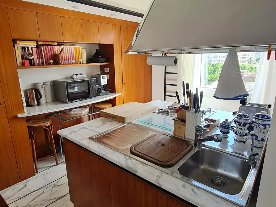 Immagine 6 di Casa indipendente in affitto  in Viale Luigi Merello a Cagliari