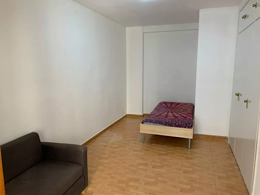 Immagine 7 di Appartamento in affitto  in Calle de San Bernardo a Madrid