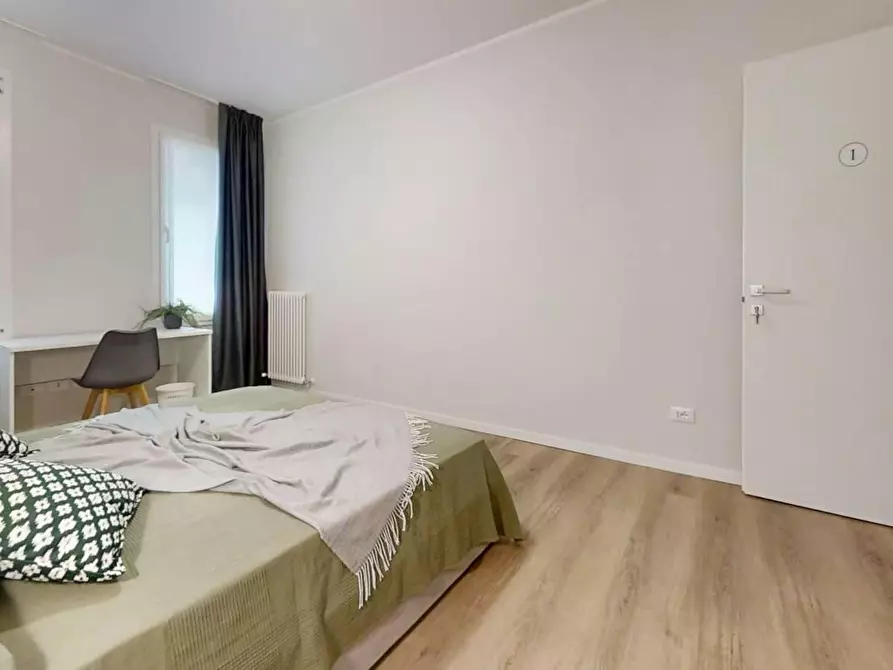 Immagine 3 di Camera in affitto  in Via Giambellino a Padova