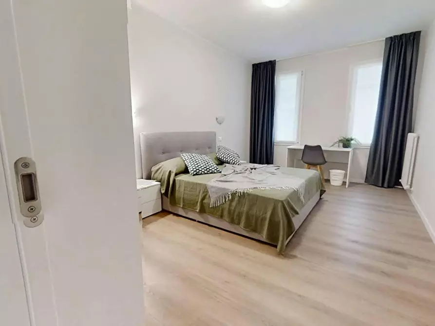 Immagine 1 di Camera in affitto  in Via Giambellino a Padova