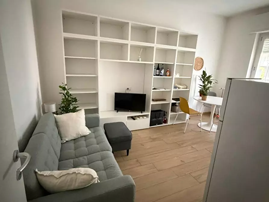 Immagine 1 di Appartamento in affitto  in Viale Fratelli Casiraghi a Sesto San Giovanni