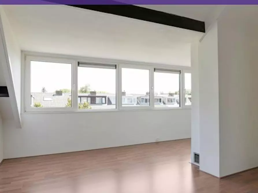 Immagine 1 di Camera in affitto  in Kostverlorenhof a Amstelveen