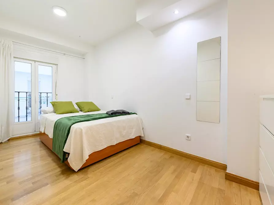 Immagine 3 di Appartamento in affitto  in Calle del Prado a Madrid