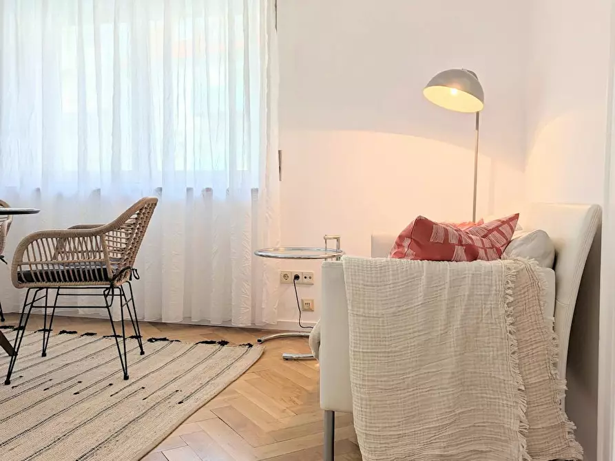 Immagine 2 di Appartamento in affitto  in Strümpfelbacher Straße a Stuttgart Rotenberg