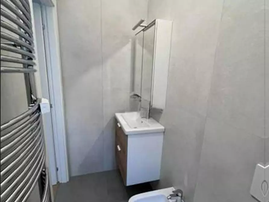 Immagine 8 di Appartamento in affitto  in Viale Teodorico a Milano