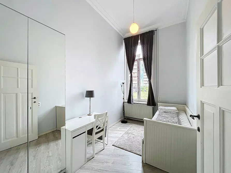 Immagine 1 di Camera in affitto  in Rue Jacques de Lalaing a Etterbeek