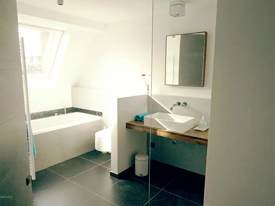 Immagine 5 di Appartamento in affitto  in Boisseréestraße a Köln