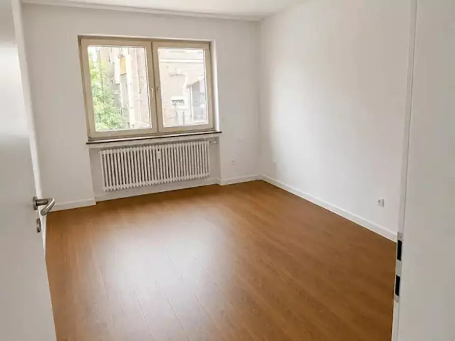 Immagine 4 di Appartamento in affitto  in Schreiberstraße a Stuttgart Stuttgart-West