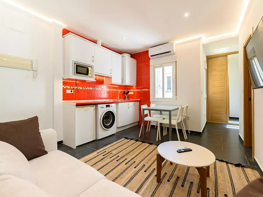 Immagine 7 di Appartamento in affitto  in Calle de Huesca a Madrid