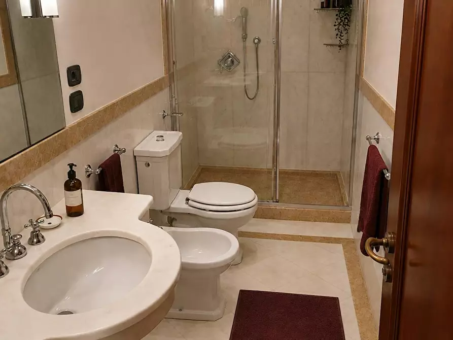 Immagine 4 di Camera in affitto  in Via Palazzolo a Reggio Nell'emilia