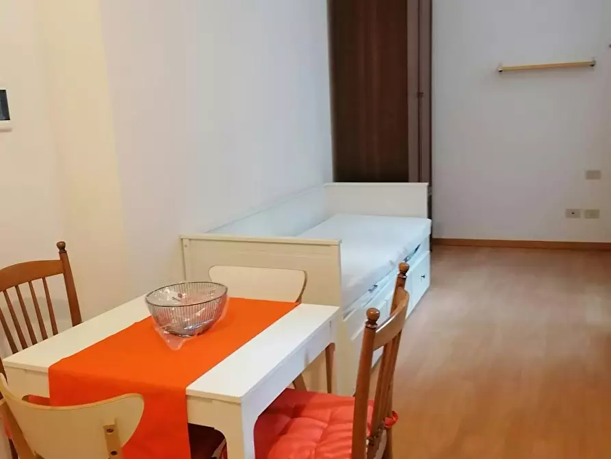 Immagine 4 di Appartamento in affitto  in Via Francesco Acri a Bologna