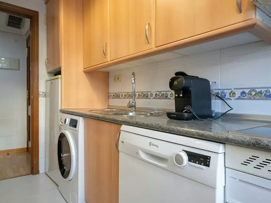 Immagine 10 di Appartamento in affitto  in Calle de Eraso a Madrid