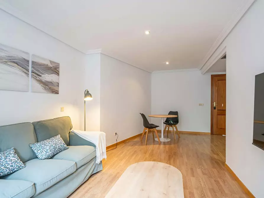 Immagine 5 di Appartamento in affitto  in Calle de Eraso a Madrid