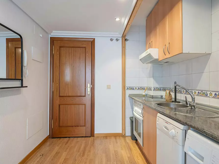 Immagine 7 di Appartamento in affitto  in Calle de Eraso a Madrid
