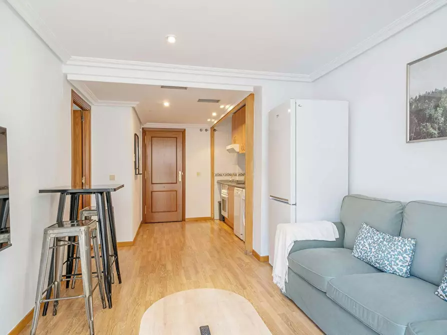 Immagine 1 di Appartamento in affitto  in Calle de Eraso a Madrid