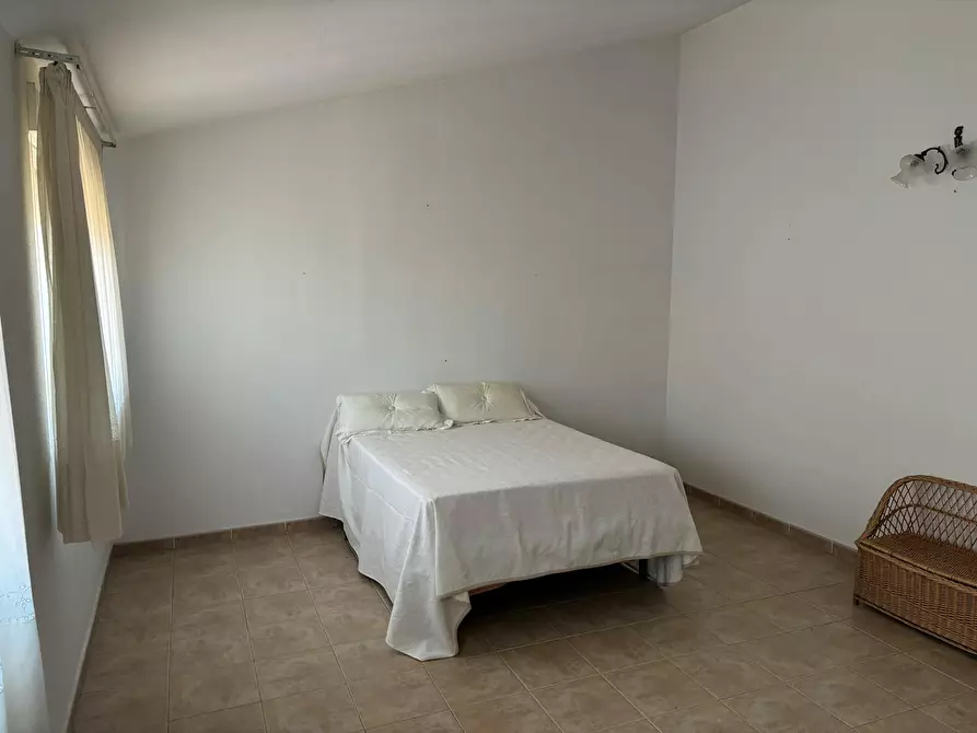 Immagine 3 di Casa indipendente in affitto  in Avinguda Novelda a Alicante/Alacant