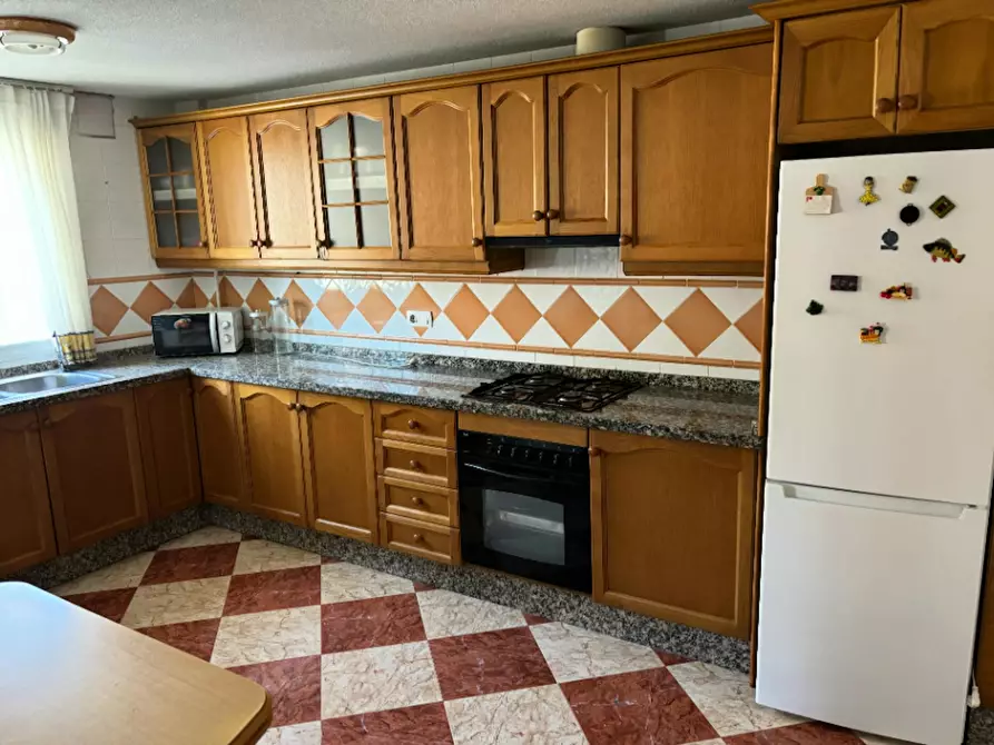 Immagine 2 di Casa indipendente in affitto  in Avinguda Novelda a Alicante/Alacant