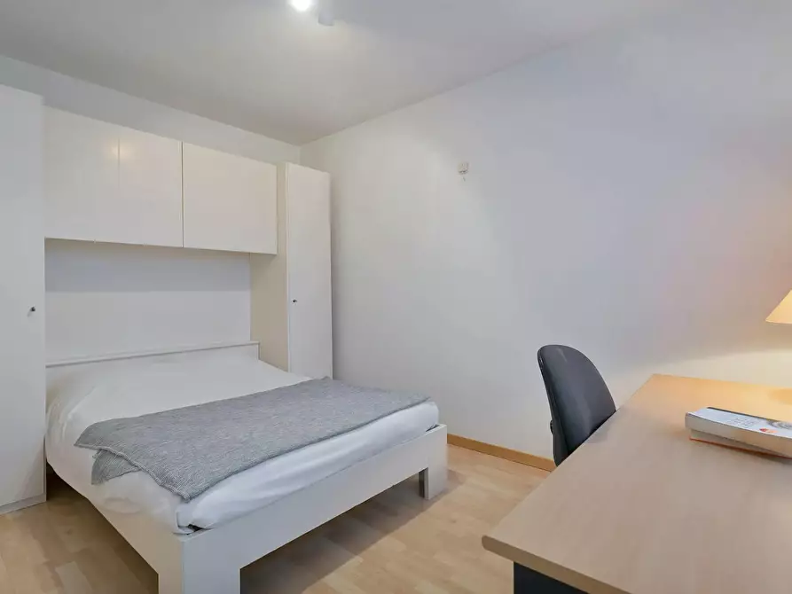 Immagine 3 di Appartamento in affitto  in Avenue de la Renaissance a Bruxelles