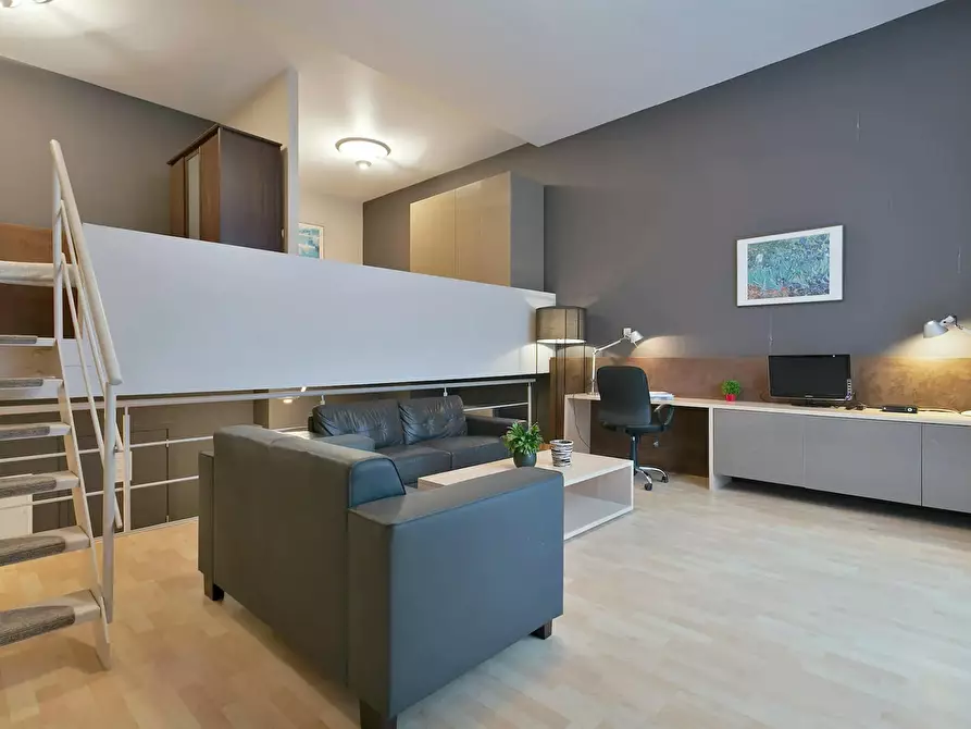 Immagine 2 di Appartamento in affitto  in Avenue de la Renaissance a Bruxelles