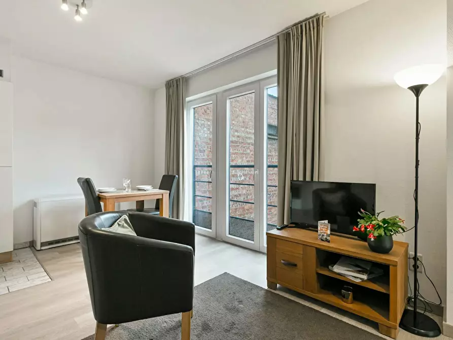 Immagine 4 di Appartamento in affitto  in Avenue de Roodebeek a Schaerbeek