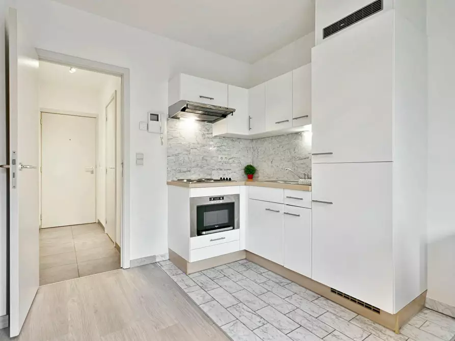 Immagine 5 di Appartamento in affitto  in Avenue de Roodebeek a Schaerbeek