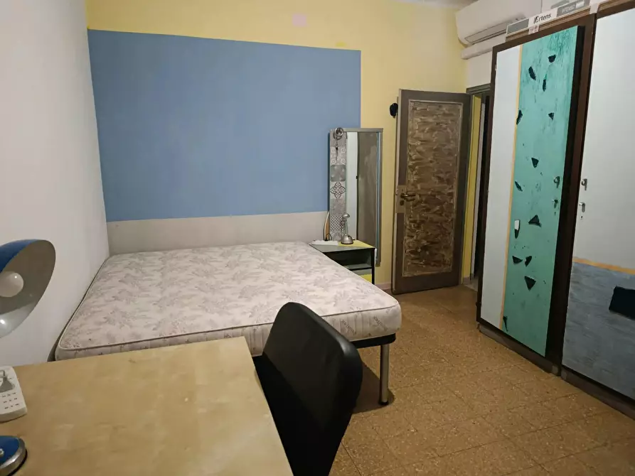 Immagine 9 di Camera in affitto  in Via Filippo Beroaldo a Bologna