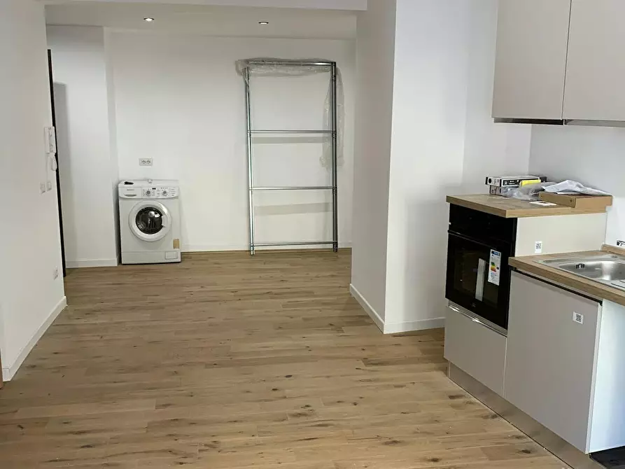 Immagine 3 di Appartamento in affitto  in Via Roccantica a Roma