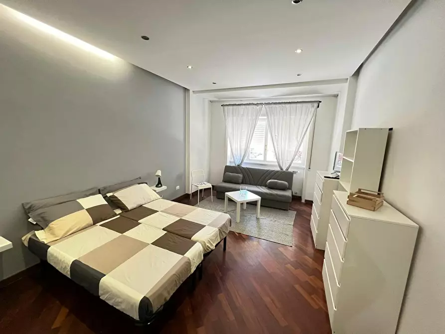 Immagine 5 di Appartamento in affitto  in Via Guido Castelnuovo a Roma